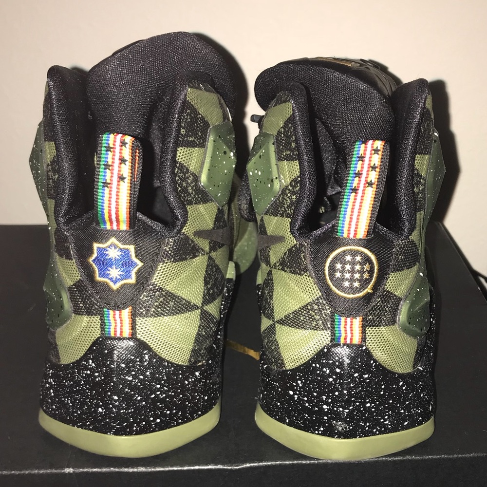 Lebron’s - Picture 2 of 4